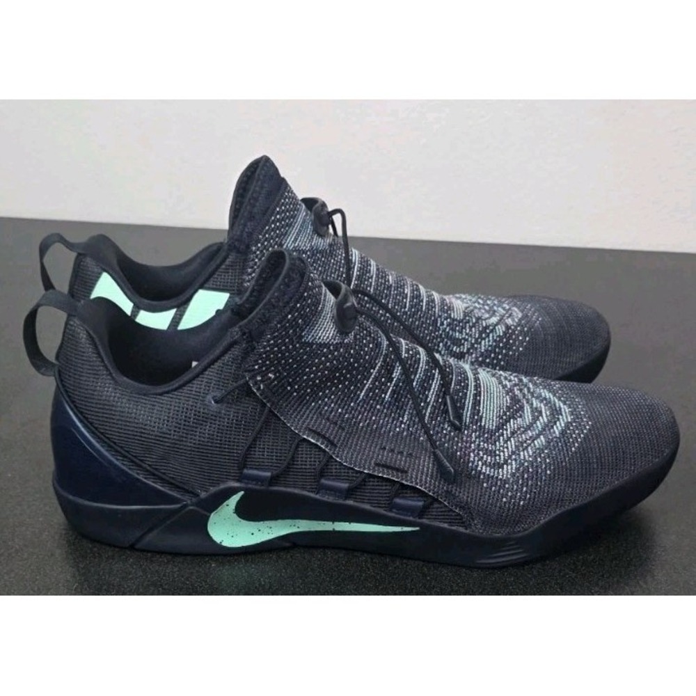 Nike Kobe A.D. NXT Mambacurial " NAVY Igloo"  Men 14 Basketball Worn Once EUC